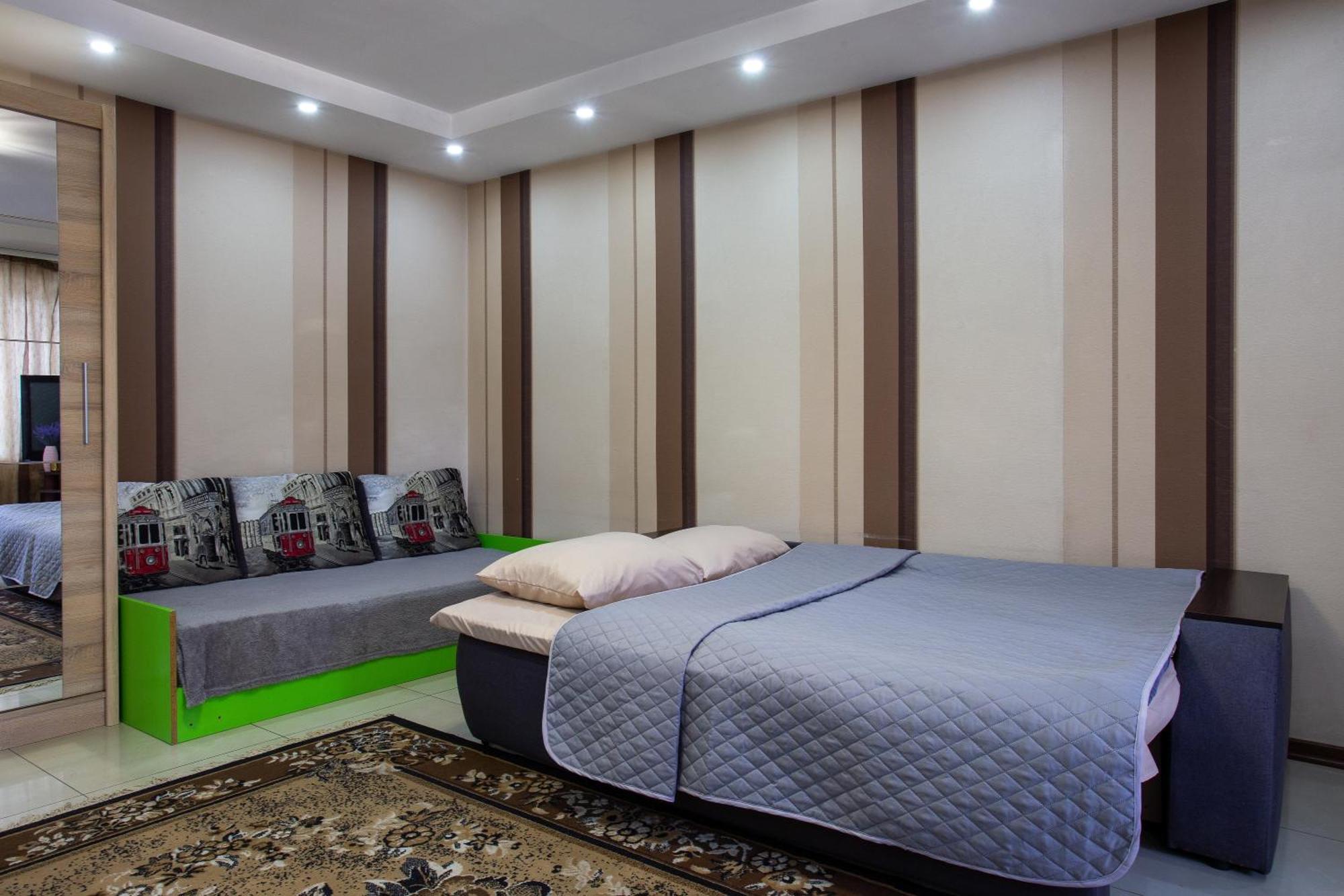 Appartement Botanical Garden Area à Kharkiv Extérieur photo